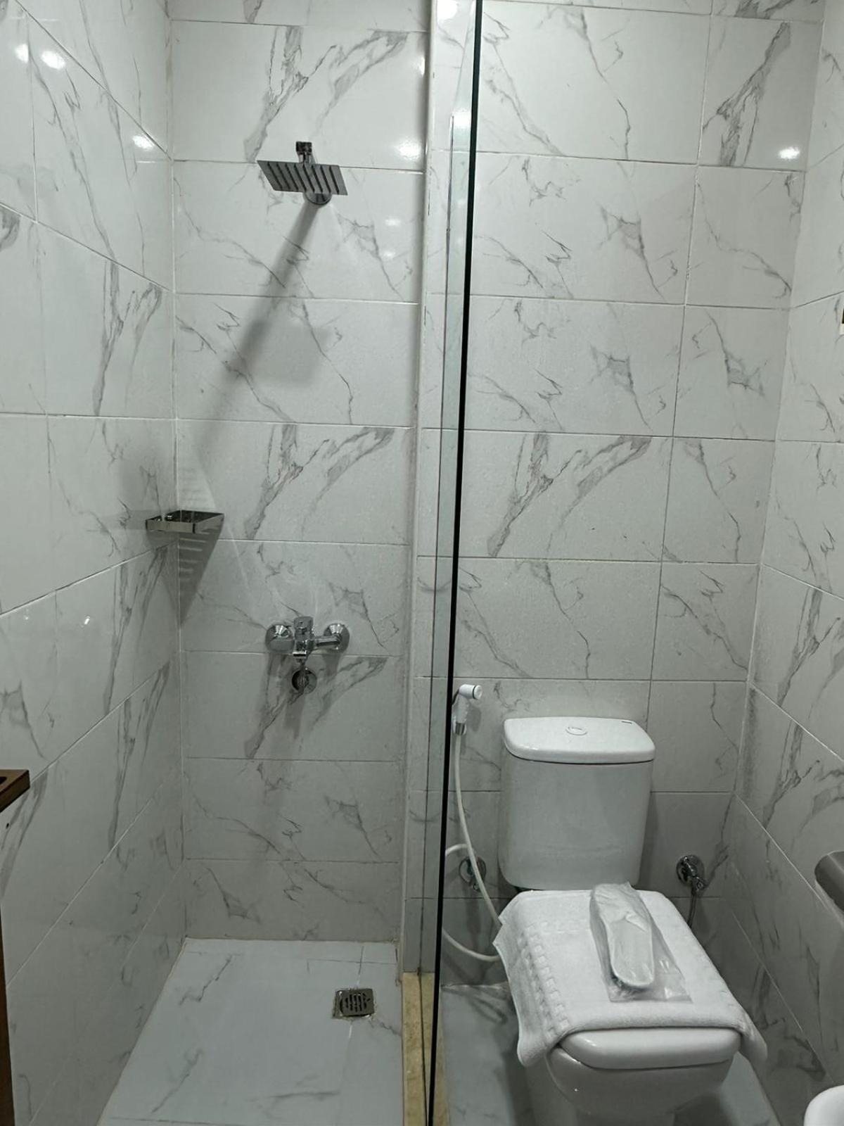 Prince Pyramids Inn Kafrat al Jabal Exterior photo