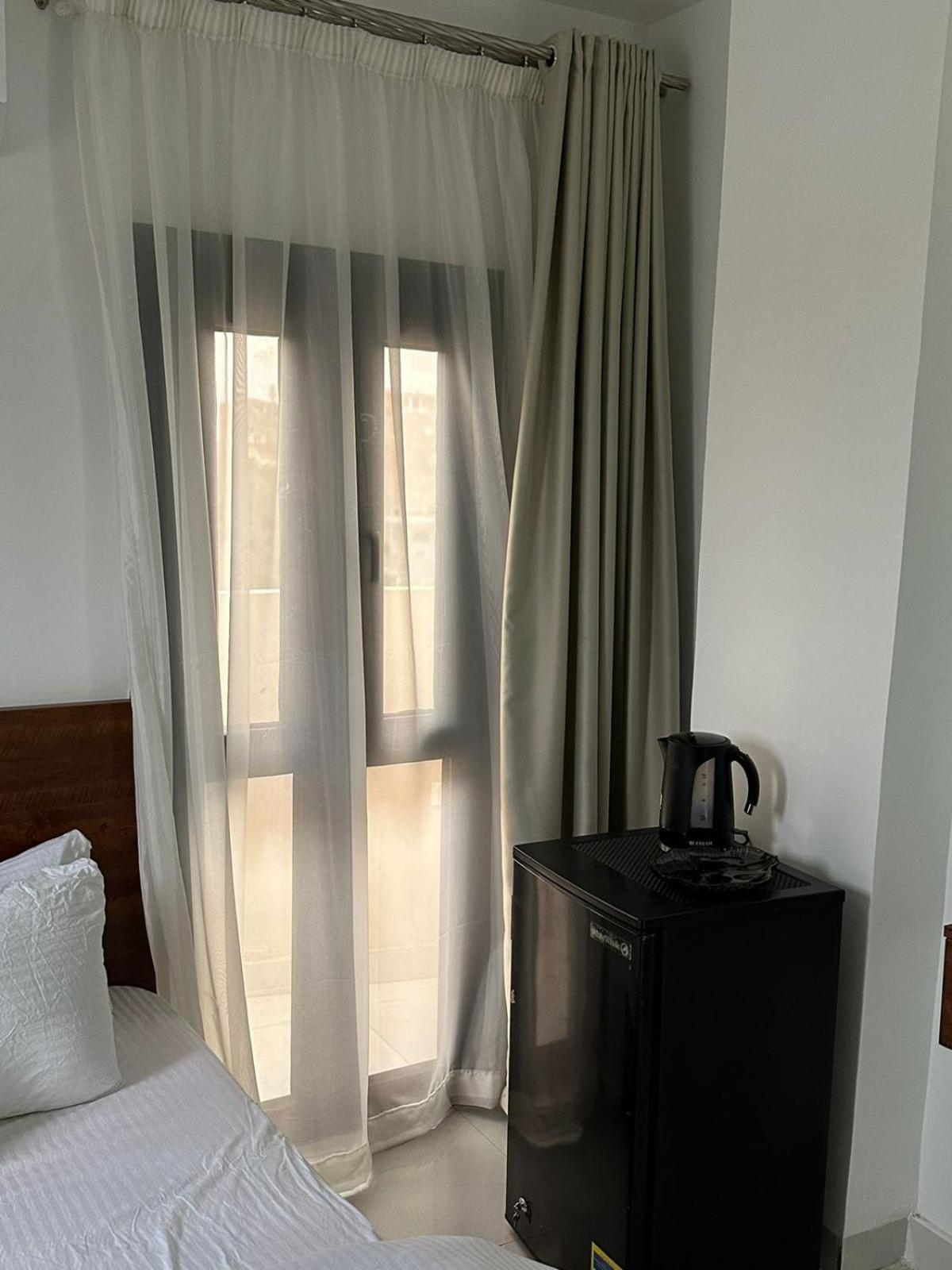 Prince Pyramids Inn Kafrat al Jabal Exterior photo